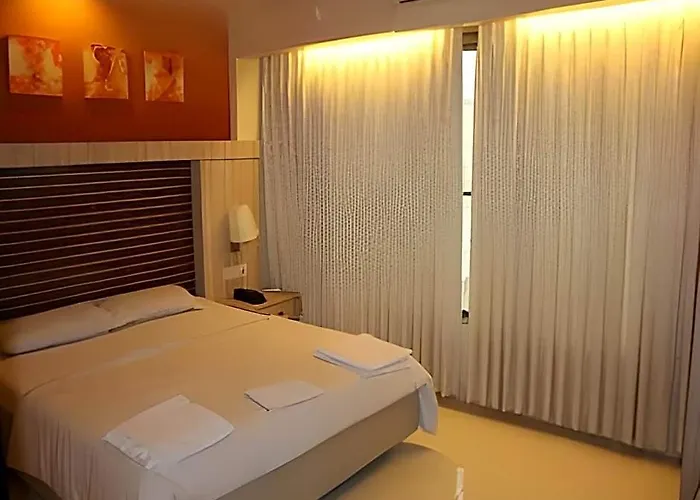 Khwaishh Presidency Hotel Mumbai