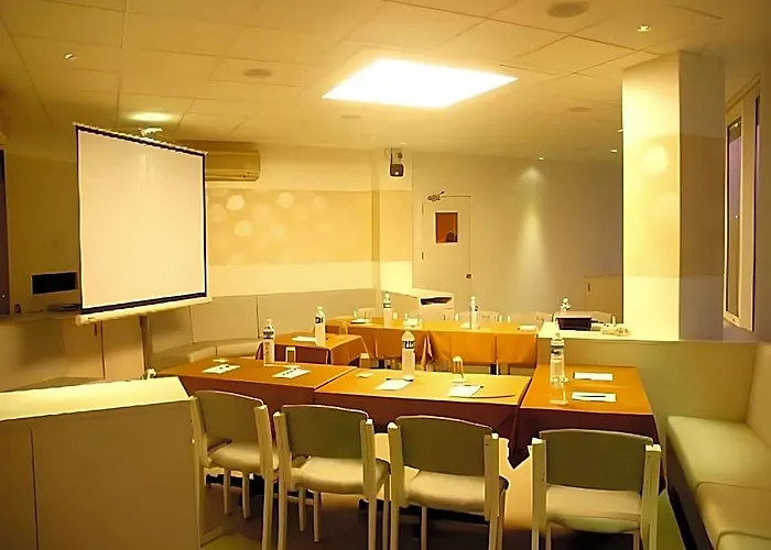 Executive Tamanna Hotel Pune