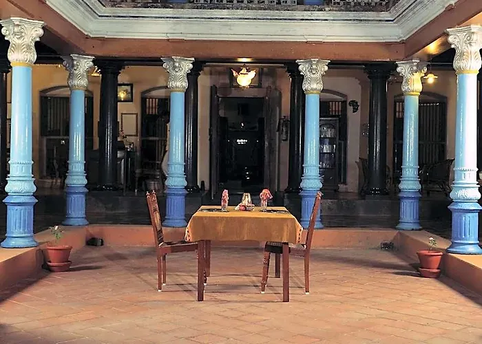 Chettinadu Mansion - An Authentic Heritage Palace Kanadukattan