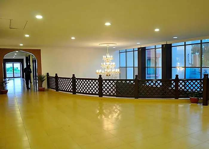 Hotel Jabali Palace Jabalpur