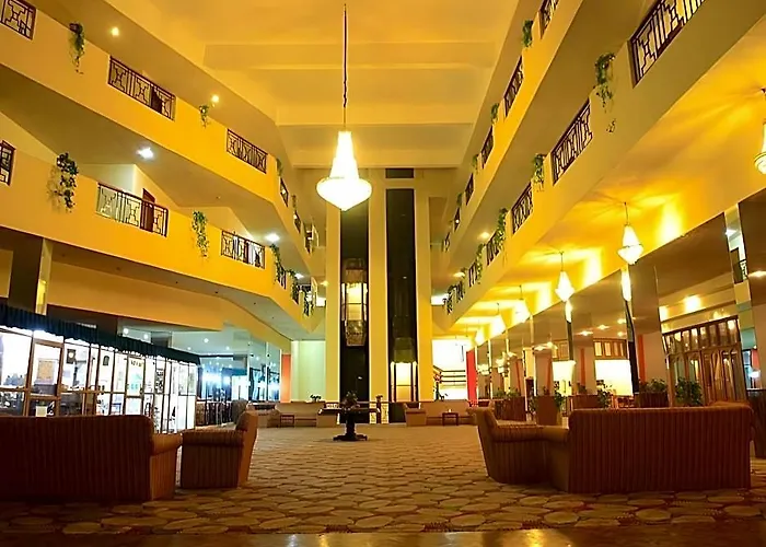 The Monarch Hotel Ooty