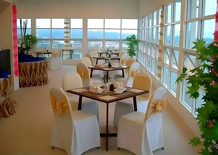 B2 Premier Hotel And Resort เชียงใหม่