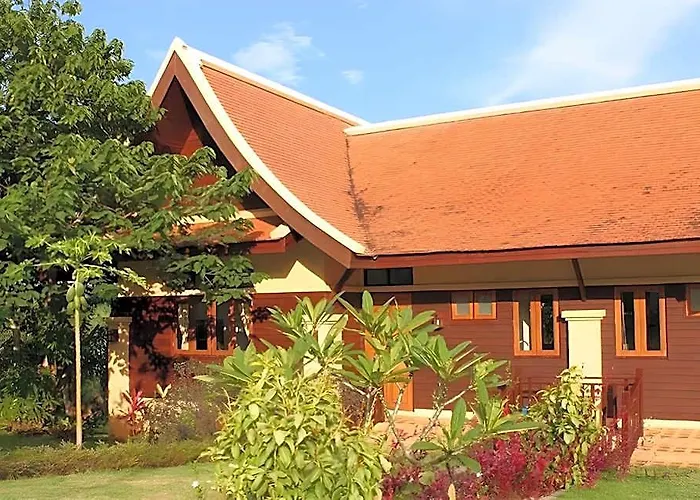 B2 Premier Hotel And Resort Chiang Mai
