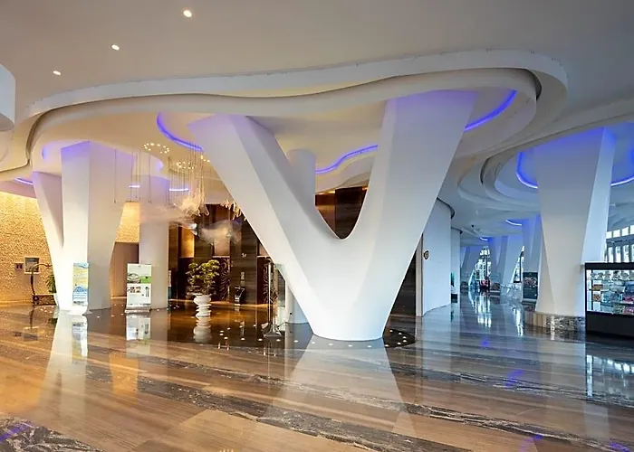 Phoenix Island Resort Sanya