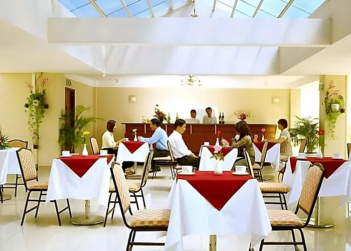 Nha Khach Quoc Hoi Ho Chi Minh Hotel