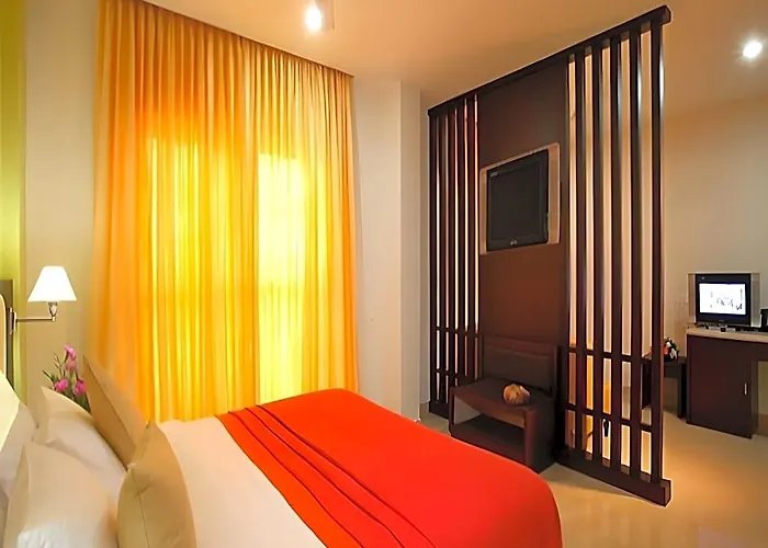 Broad Bean Hotel Tripunithura