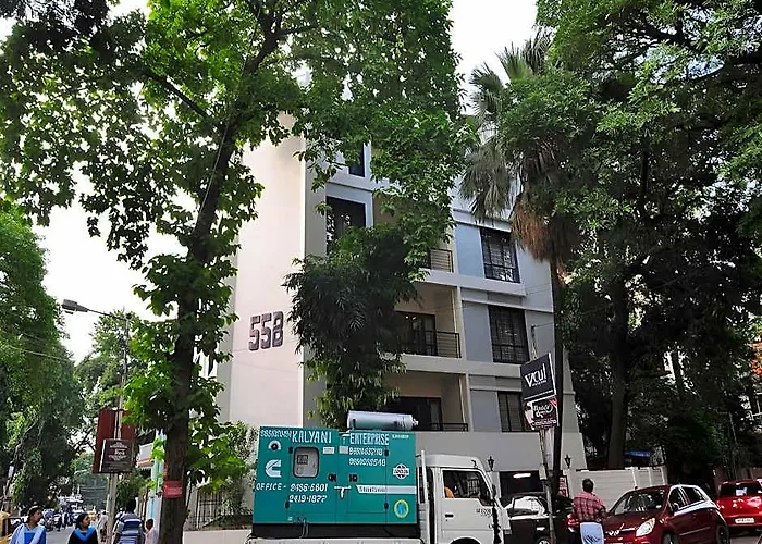 55B Hindustan Park Hotel Kolkata