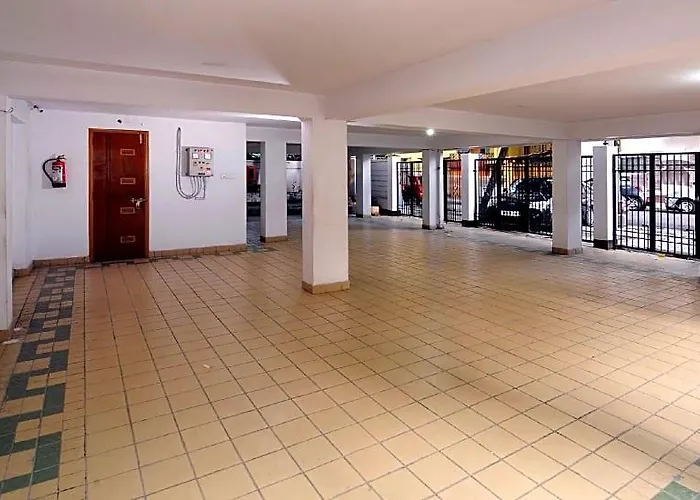 55B Hindustan Park Hotel Kolkata