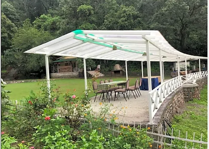 Latitude 29 By The Lake Resort Nainital