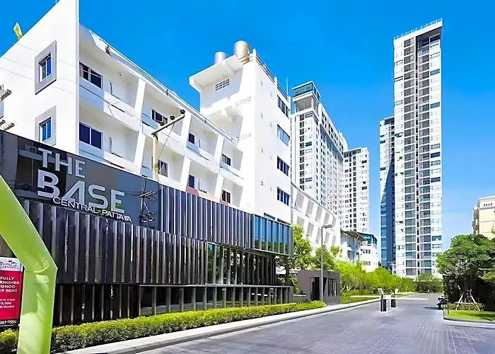 The Base By Fiona Hotel Pattaya