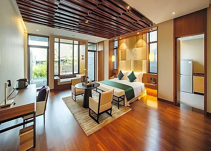 Shenzhen Bay Breeze Resort