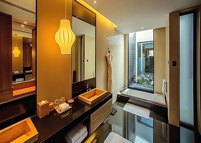 Shenzhen Bay Breeze Resort