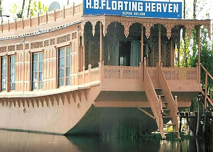 Floating Heaven Group Of Houseboats Hotel Srinagar 