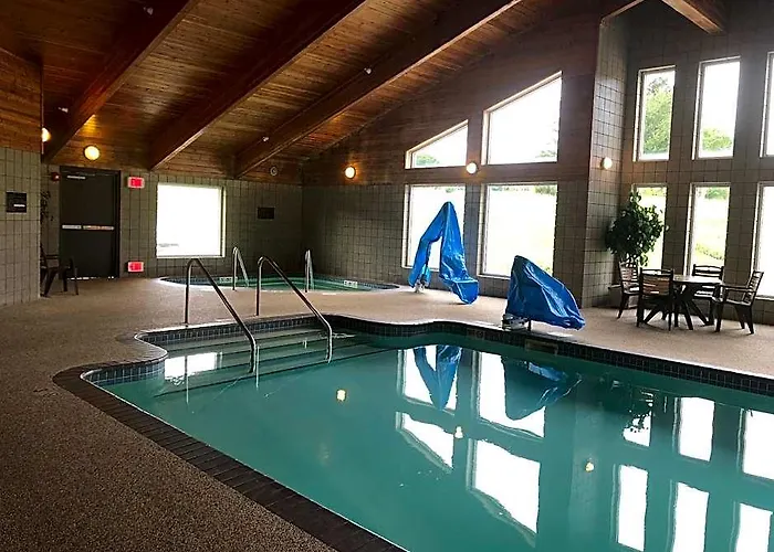 Boarders Inn & Suites By Cobblestone Hotels - Fayette