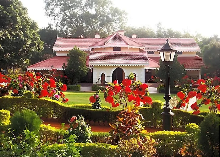 Welcomheritage Golf View Pachmarhi