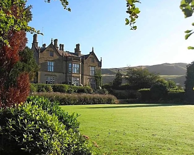 Falcon Manor Hotel Settle