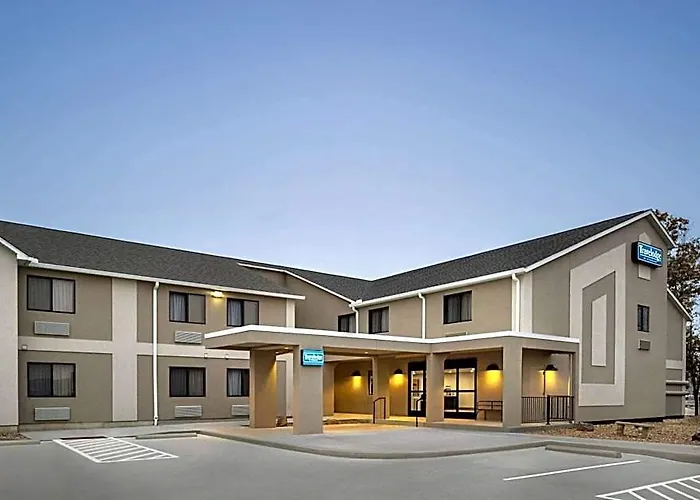Travelodge By Wyndham Dexter