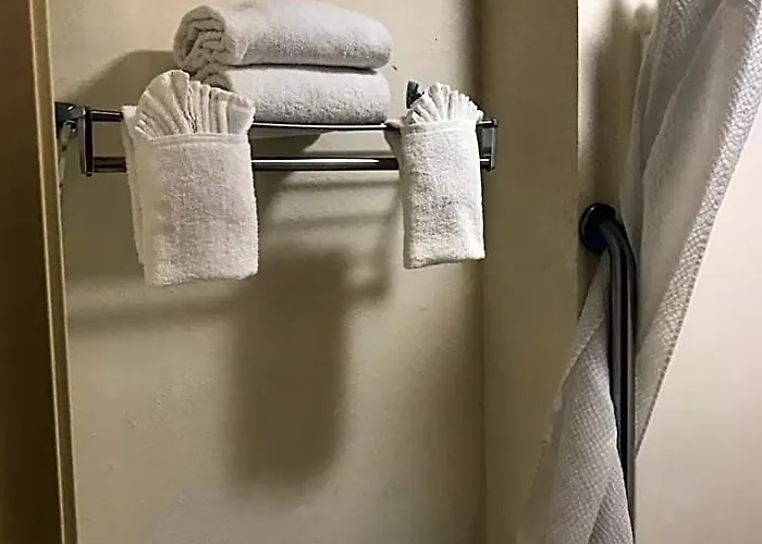The Best Inn & Suites Markham