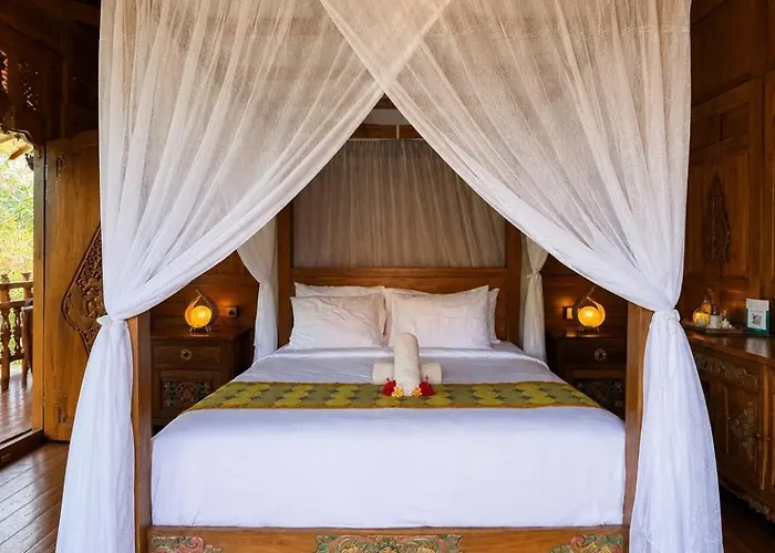 Alamdhari Villa Sidemen