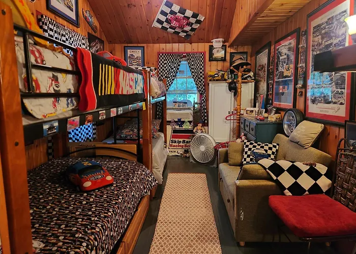 A Meadow House Bed & Breakfast Lakeville