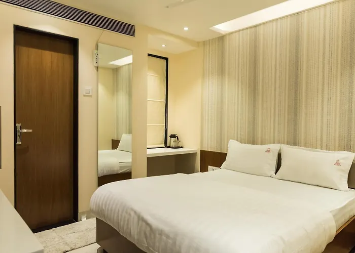 Hotel Sangat Regency Bhopal