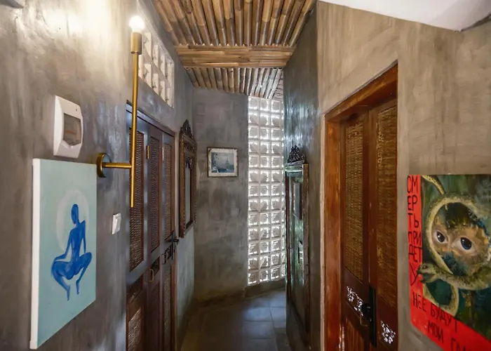 Bunga Desa Homestay Jimbaran