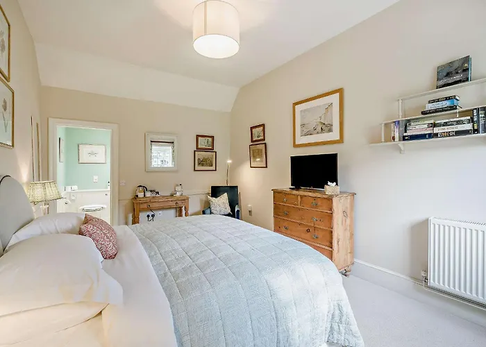 Tiger Inn - Grace Eastdean