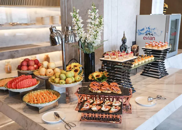Courtyard By Marriott Shenzhen Northwest Hotel
