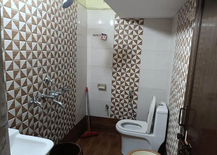 Sm Guest House Lucknow