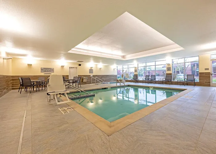 Fairfield Inn & Suites Winona