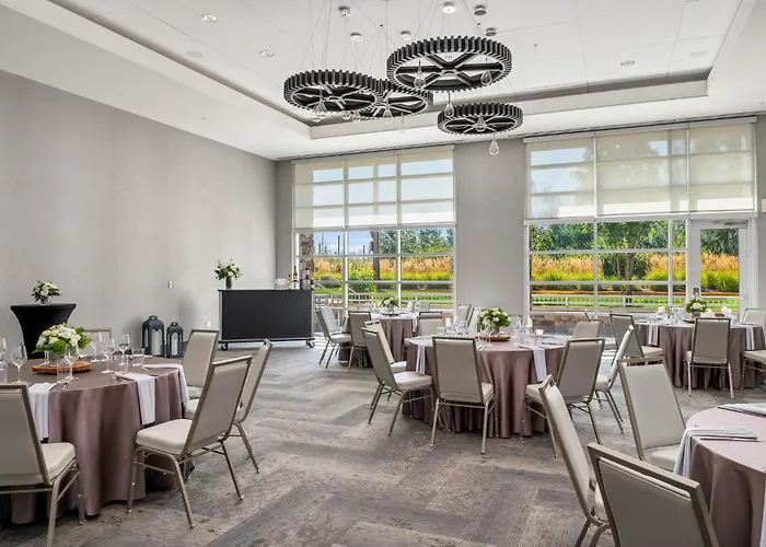 Archer Hotel Seattle/Redmond