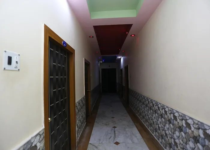 Hotel O Sanjog Bakkhali