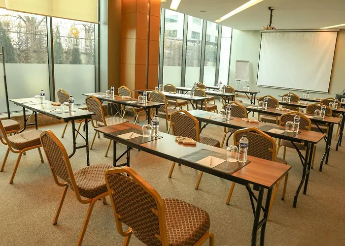 La Quinta By Wyndham Istanbul Gunesli