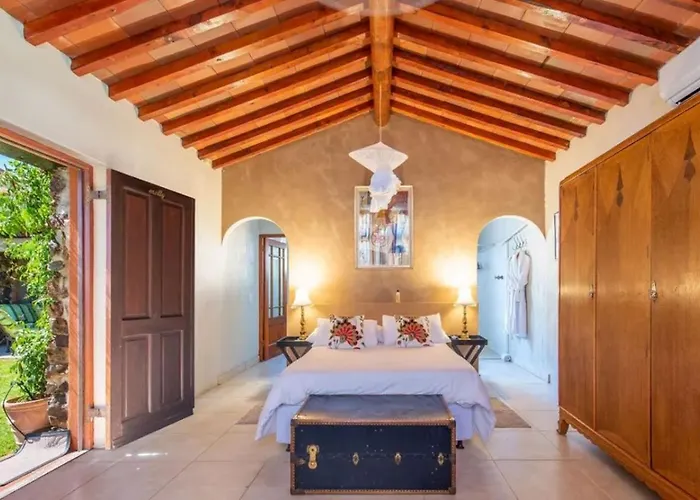 Casa Mori House Bed & Breakfast Stellenbosch