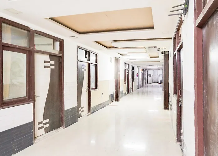 Spot On Tejasvi Hotel Noida
