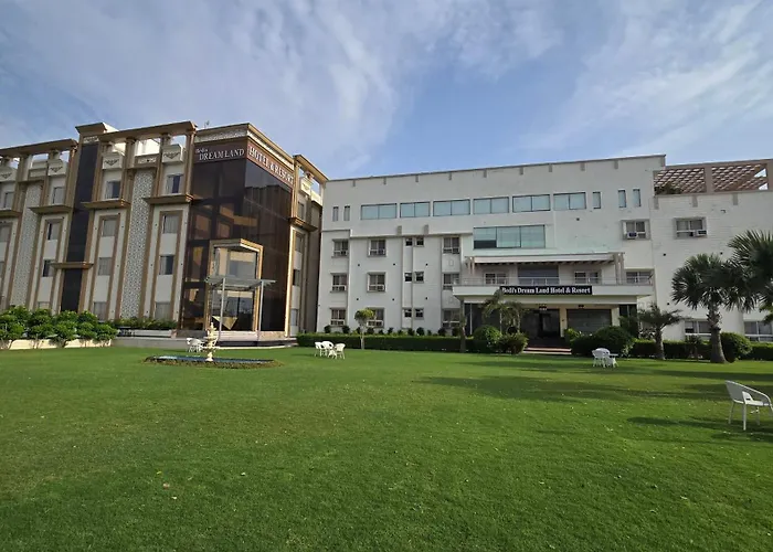 Bedi'S Dream Land Hotel & Resort Ayodhya