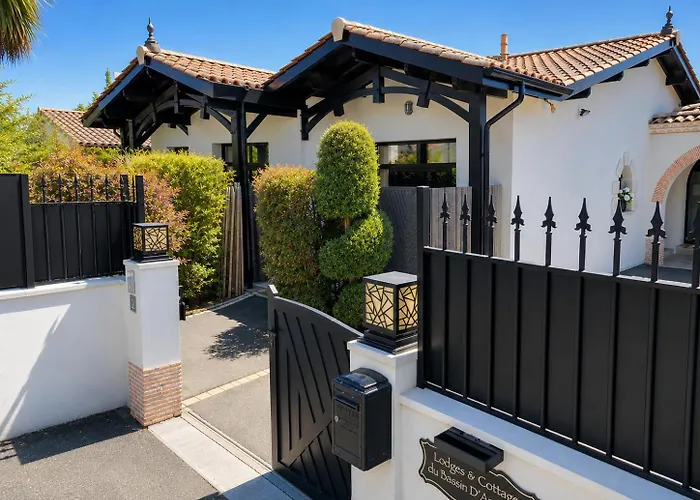 Hôtel particulier - Les lodges du Bassin d'Arcachon- Petit-déjeuner sur demande- Prestations haut de gamme Gujan-Mestras