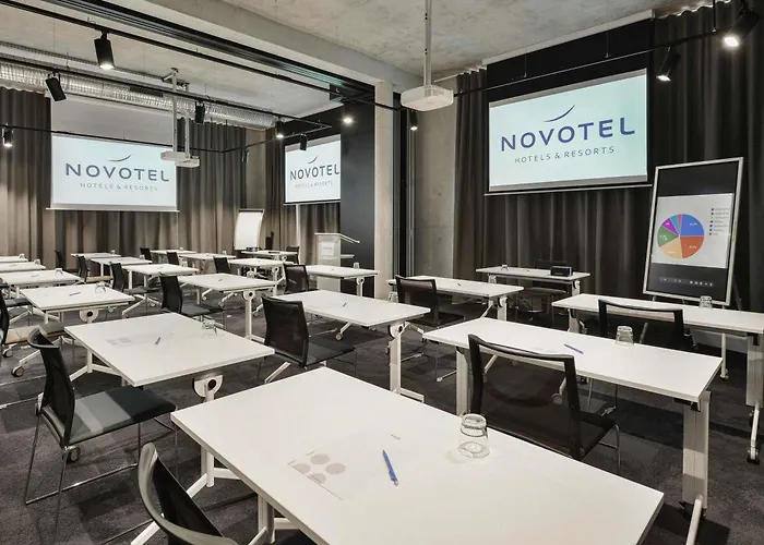 Novotel Annemasse Centre - Porte De Geneve