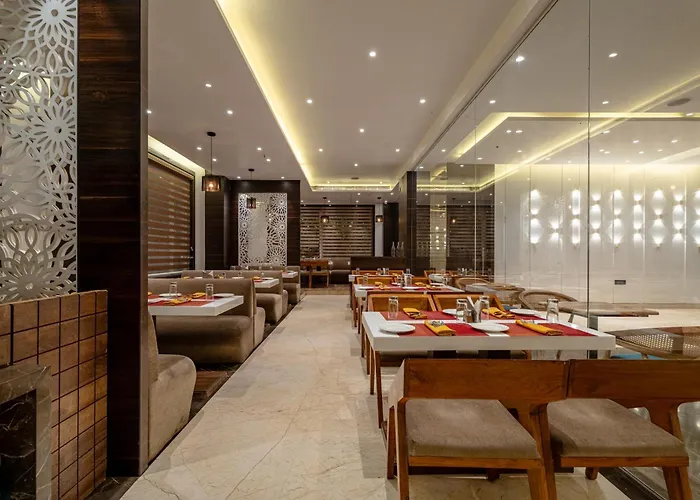 Econest Hotel Tarapith