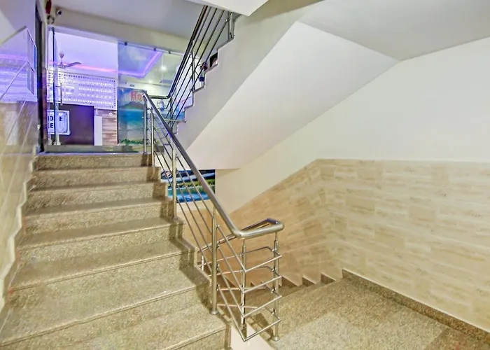 Hotel O Island Meerut