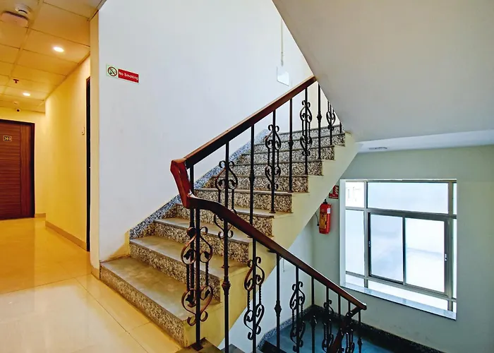Hotel O Majestic Inn Kolkata