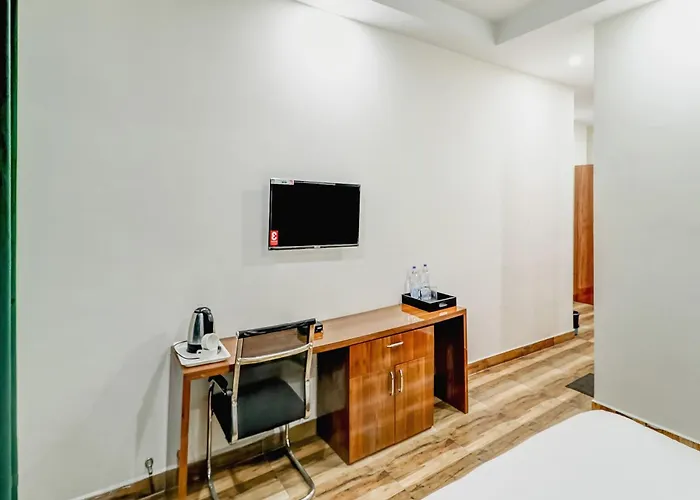 Hotel O Sky Rise Inn Gurgaon