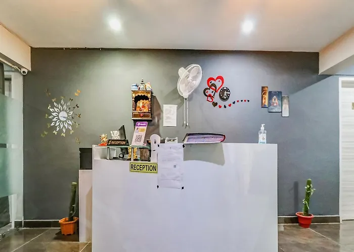 Hotel O Sky Rise Inn Gurgaon