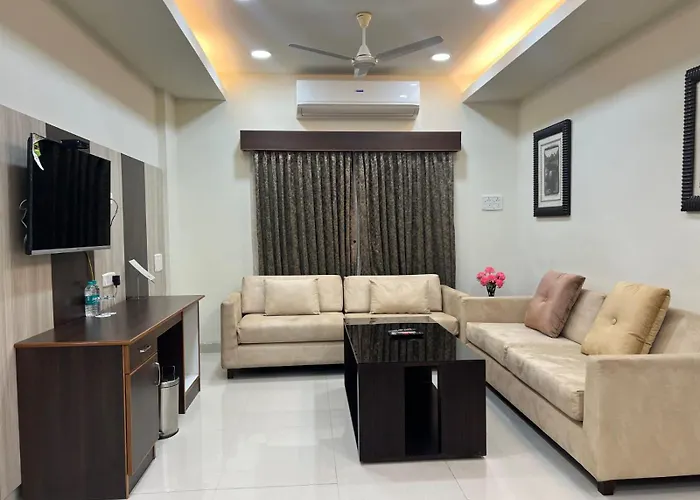 Hotel Sr Tiruchendur Tiruchchendur