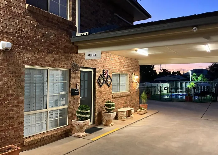 All Settlers Motor Inn Parkes