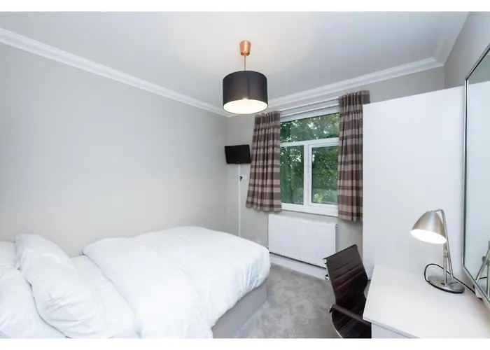 Uno Hotel Heathrow Windsor Slough