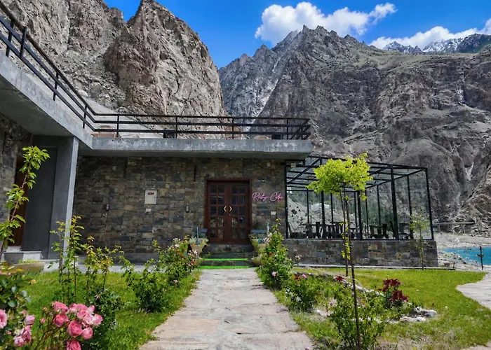 Horizon Resort Attabad Lake Hunza Karimabad 