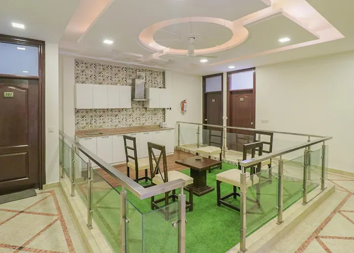 Collection O Radiant Inn Gurgaon