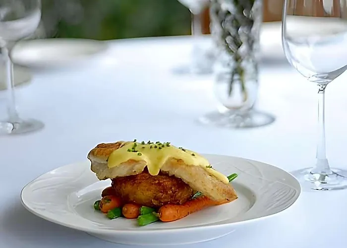Matauwhi Bay Manor Bed & Breakfast Russell