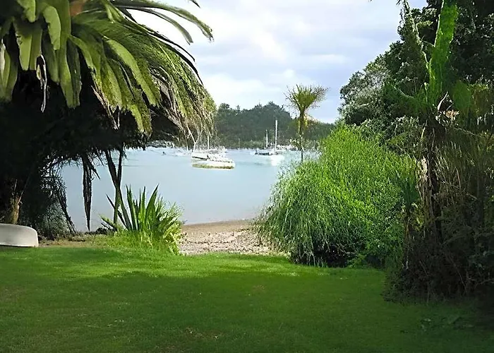 Matauwhi Bay Manor Bed & Breakfast Russell